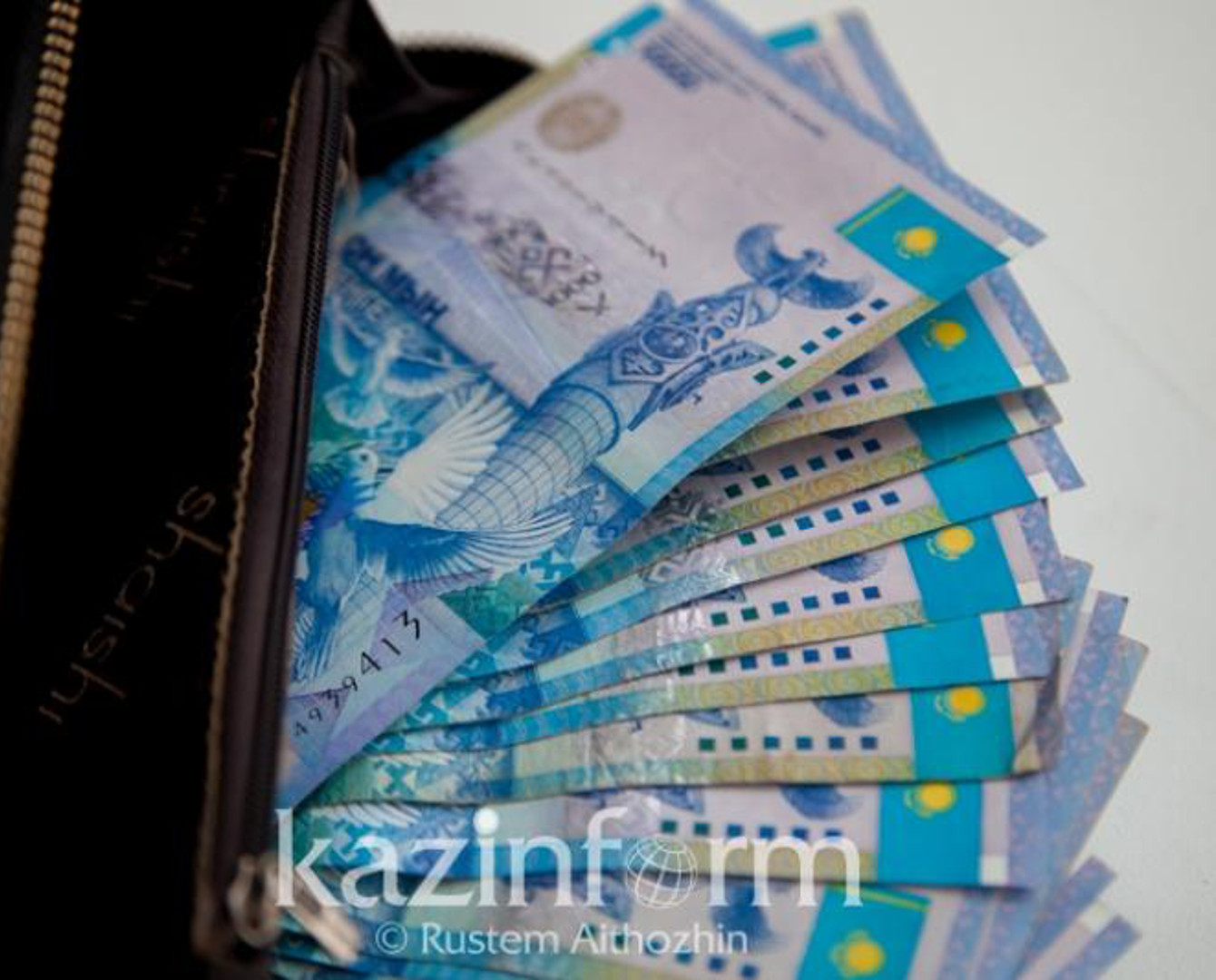 1538726366339392.jpg 3.jpg