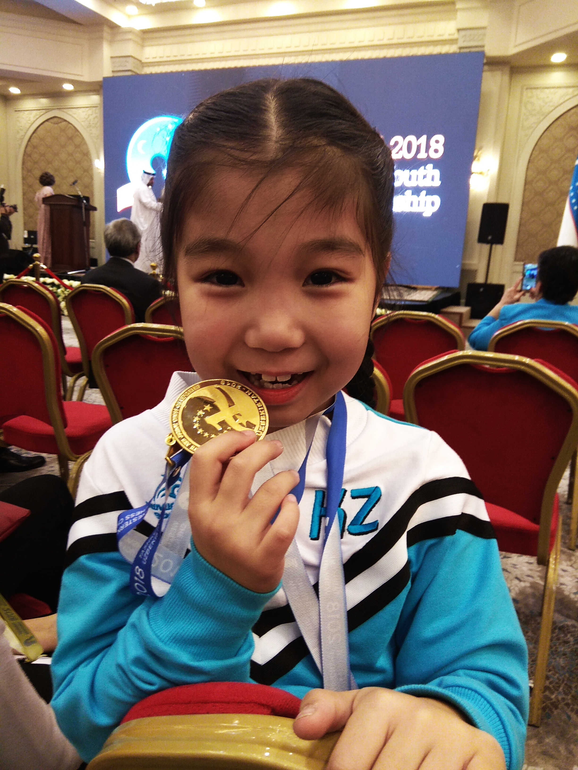 1544177997921142.jpg 5.jpg