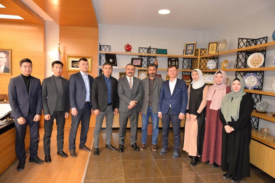 1580875192913247.jpg Т__ркияда о__ып жат__ан студенттер 04.02.2020-01.jpg