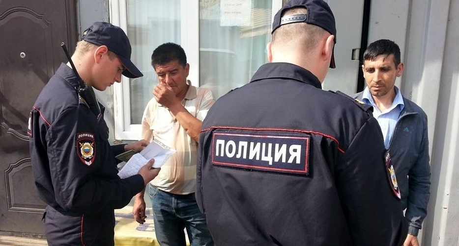 В России проходят рейды по выявлению нелегальных мигрантов
