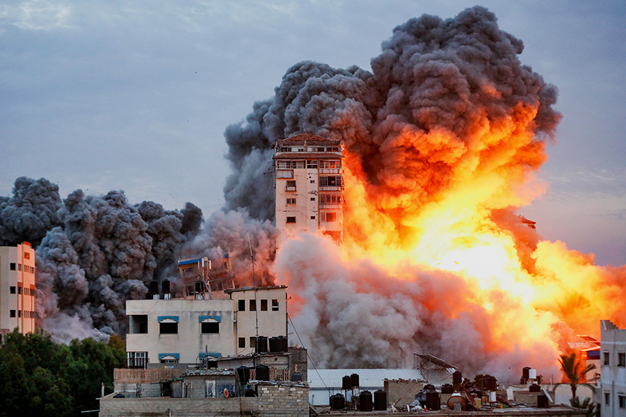 Армия Израиля ударила по «Палестинской башне» в секторе Газа — РБК