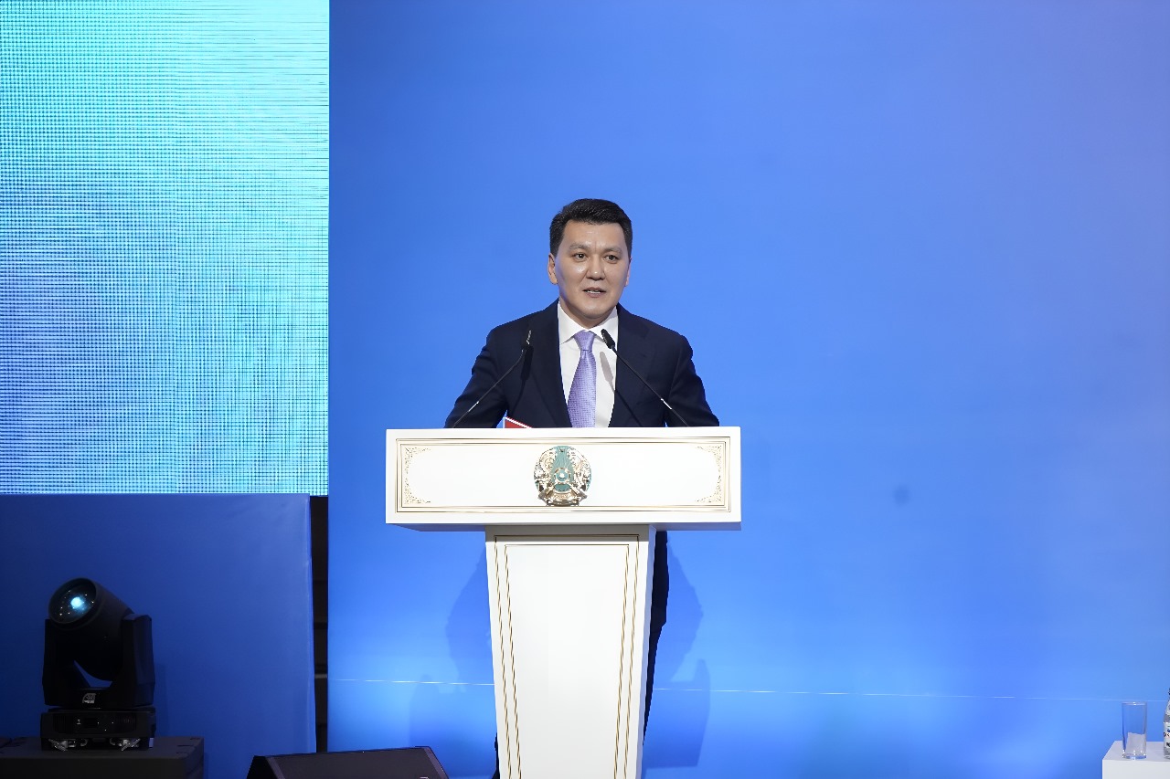 Красноярскідегі лесбияндық клубтар Үлкен письки бар әйелдер