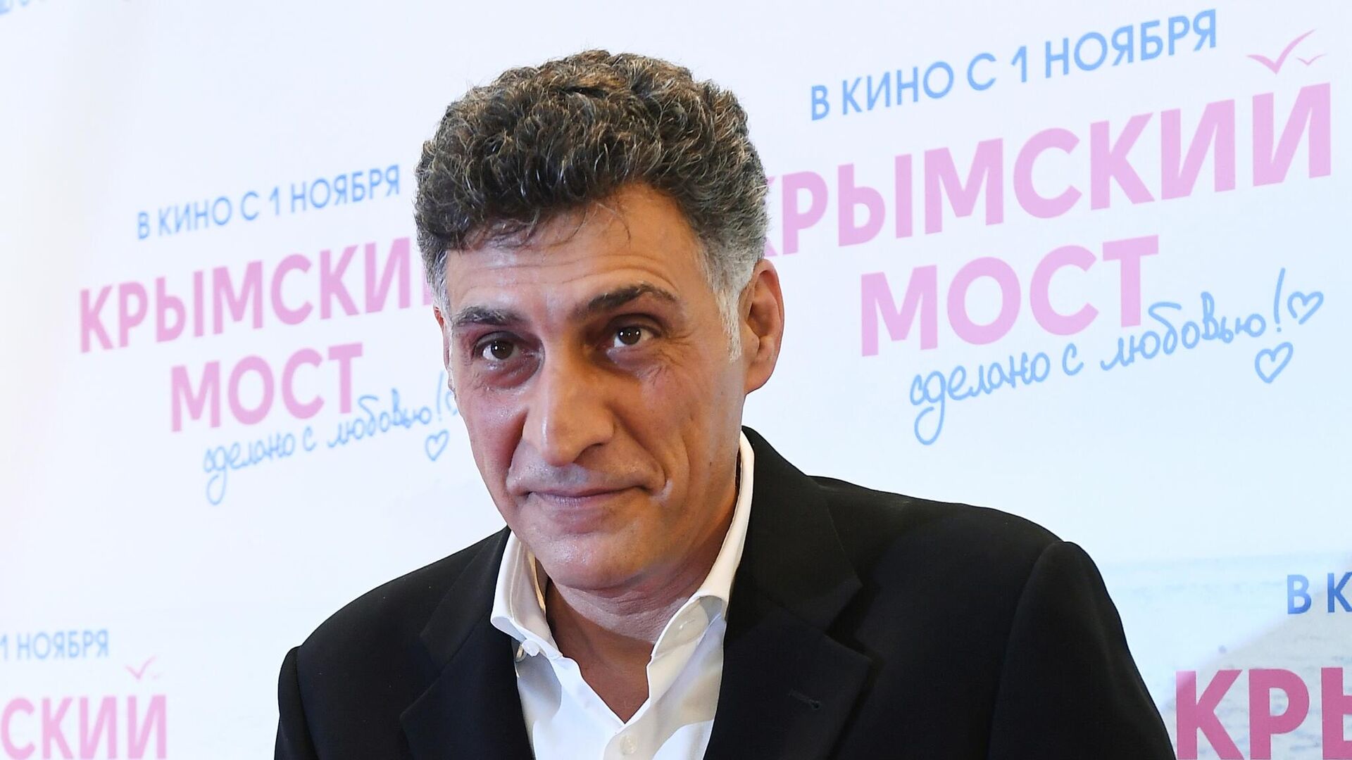 YouTube заблокировал канал режиссера Тиграна Кеосаяна - РИА Новости, 11.07.2022