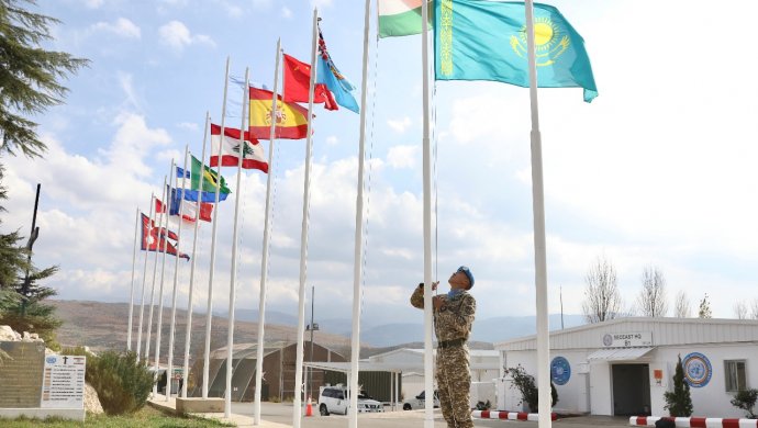 Государственный флаг Казахстана поднят в Ливане