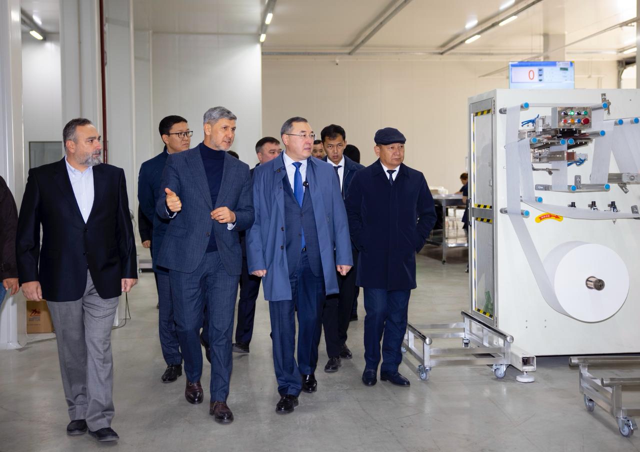 1760167958184703.jpg 1760167958184703.jpg