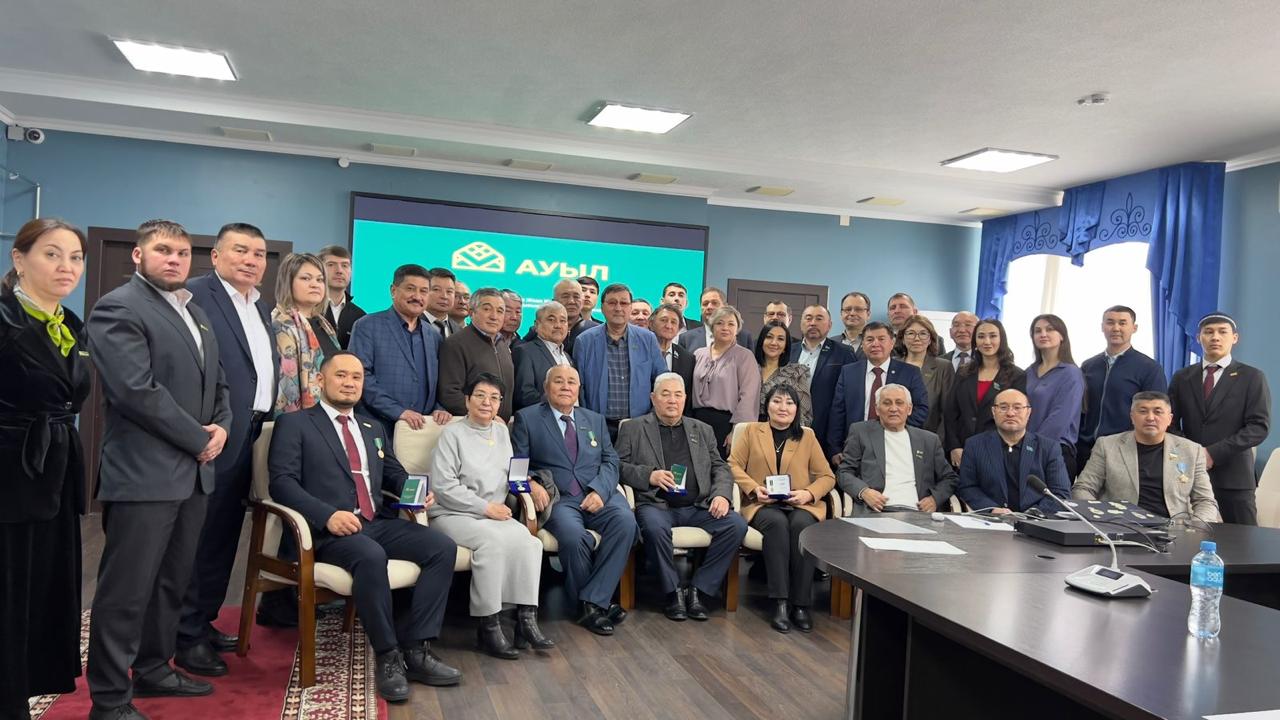 «Ауыл» партиясының қарағандылық мүшелері  жаңа Конституция жобасын қолдады